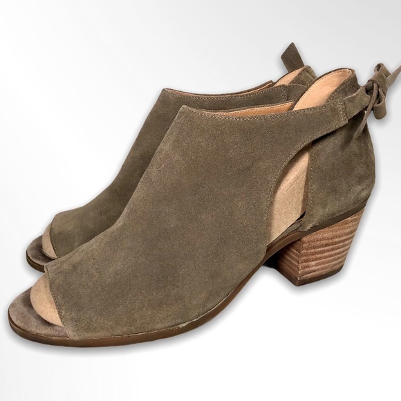 Lucky Brand Shoes - Lucky Brand Bootie Betsee Taupe Suede Stacked Heel Size 8.5